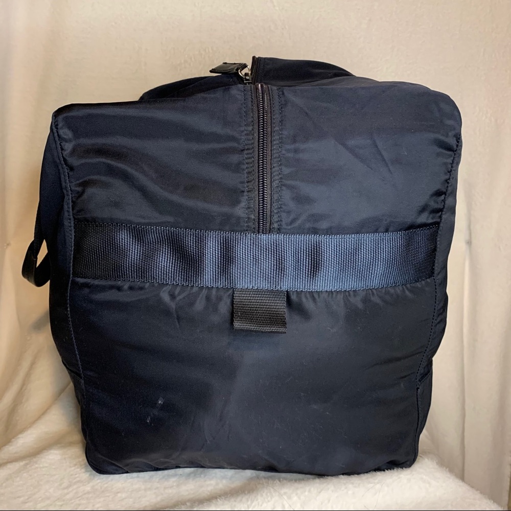 ✨✨✨✨SOLD✨✨✨✨Prada Nylon Navy Blue Duffle Bag - Picture 7 of 11
